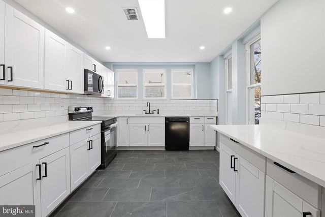 1633 S 59TH ST, Philadelphia, PA 19143