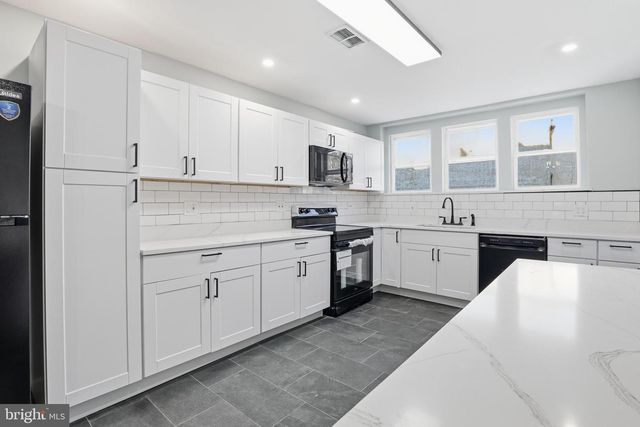 1633 S 59TH ST, Philadelphia, PA 19143