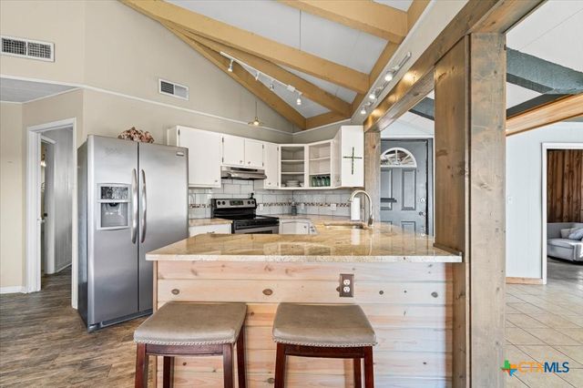 1213 County Road 130, Burnet, TX 78611