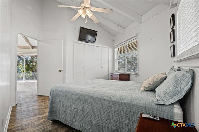 1213 County Road 130, Burnet, TX 78611