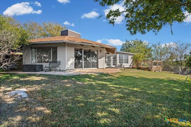 1213 County Road 130, Burnet, TX 78611