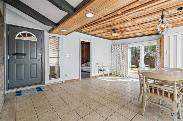 1213 County Road 130, Burnet, TX 78611