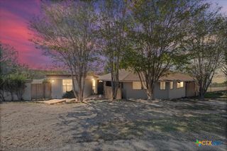 1213 County Road 130, Burnet, TX 78611