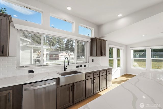 177 Sunset Meadows Lane, Port Hadlock, WA 98339