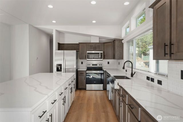 177 Sunset Meadows Lane, Port Hadlock, WA 98339