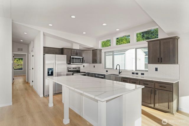 177 Sunset Meadows Lane, Port Hadlock, WA 98339