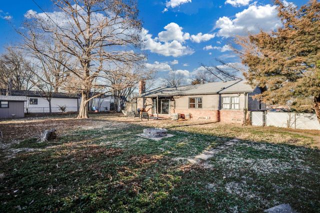 739 N Murray Ave, Wichita, KS 67212