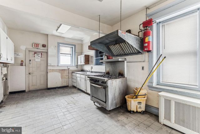 701 N 63RD ST, Philadelphia, PA 19151