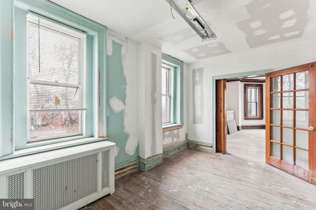 701 N 63RD ST, Philadelphia, PA 19151