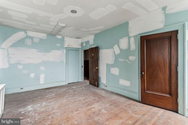 701 N 63RD ST, Philadelphia, PA 19151