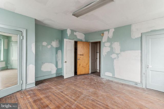 701 N 63RD ST, Philadelphia, PA 19151