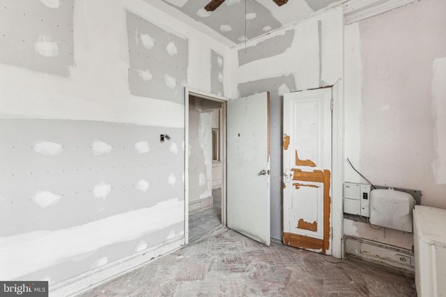 701 N 63RD ST, Philadelphia, PA 19151