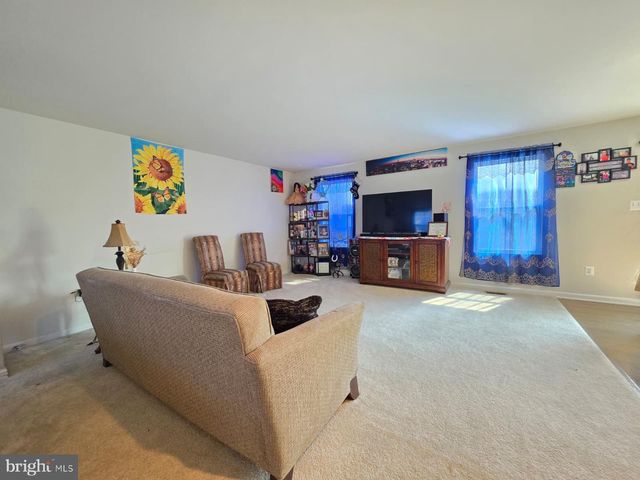 148 DURSLEY, Middletown, VA 22645