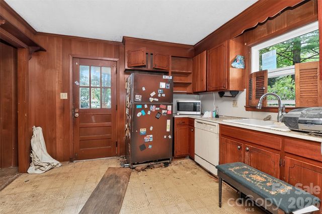 3234 Gardner Park Drive, Gastonia, NC 28054