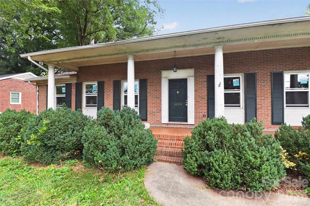 3234 Gardner Park Drive, Gastonia, NC 28054