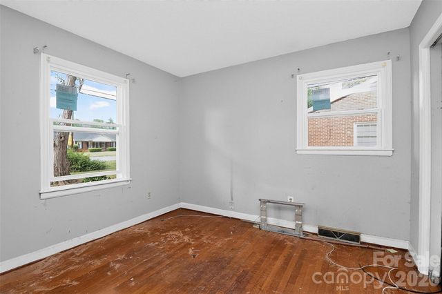 3234 Gardner Park Drive, Gastonia, NC 28054