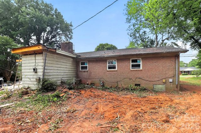 3234 Gardner Park Drive, Gastonia, NC 28054