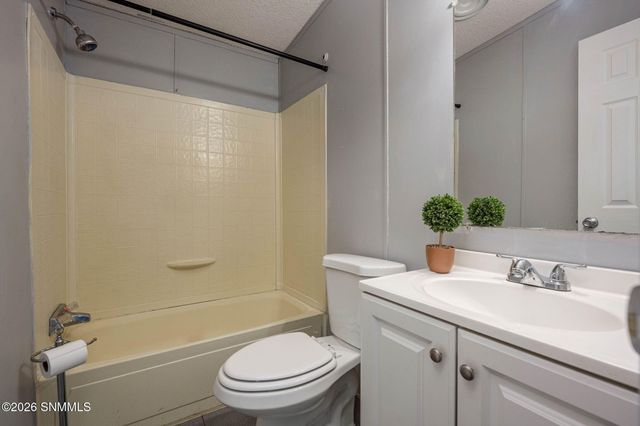 2420 Moon River Loop, Las Cruces, NM 88007