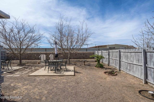 2420 Moon River Loop, Las Cruces, NM 88007