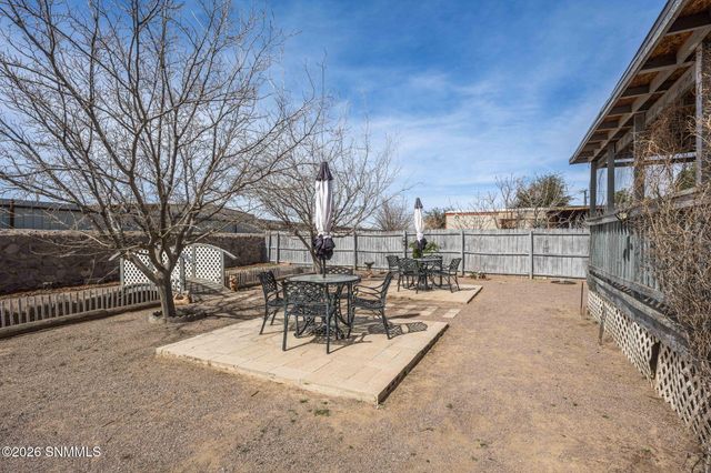 2420 Moon River Loop, Las Cruces, NM 88007