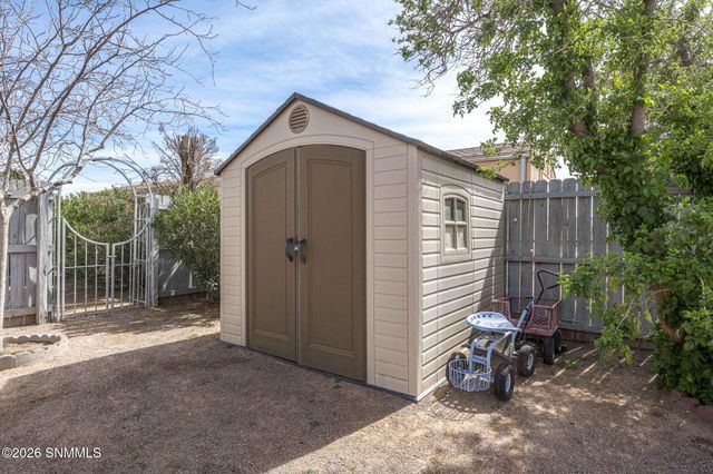 2420 Moon River Loop, Las Cruces, NM 88007