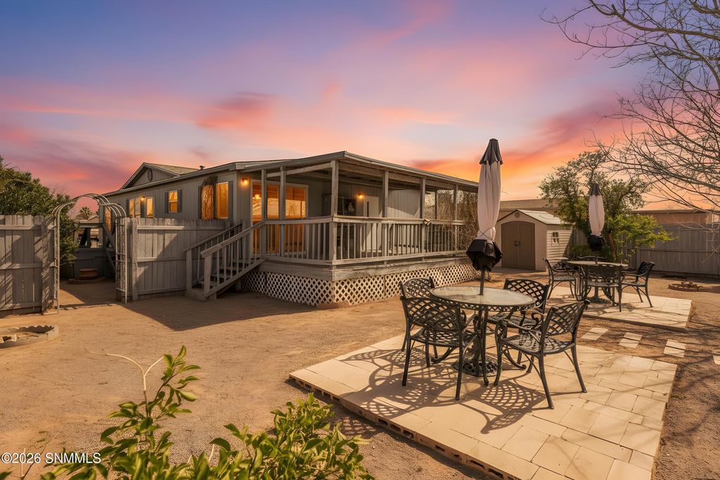 2420 Moon River Loop, Las Cruces, NM 88007