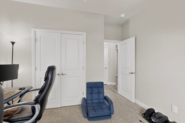 629 Hogan Drive, Denton, TX 76210