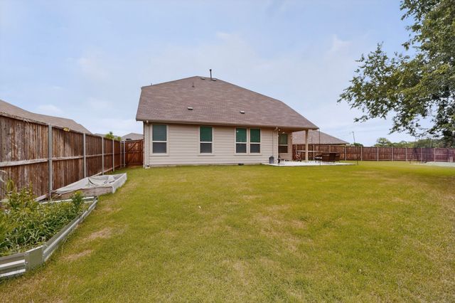 629 Hogan Drive, Denton, TX 76210