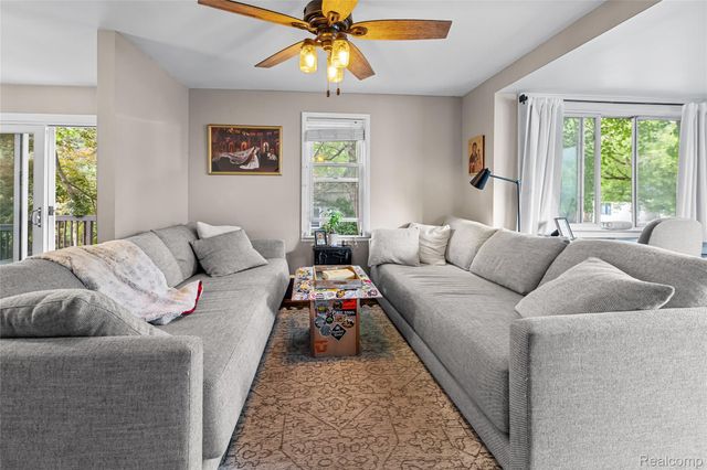 3139 Willet Avenue, Rochester Hills, MI 48309
