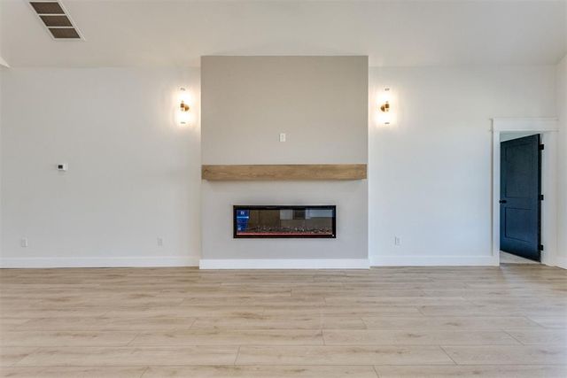 2225 SW 160th Street, Oklahoma City, OK 73170