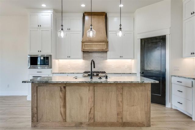 2225 SW 160th Street, Oklahoma City, OK 73170