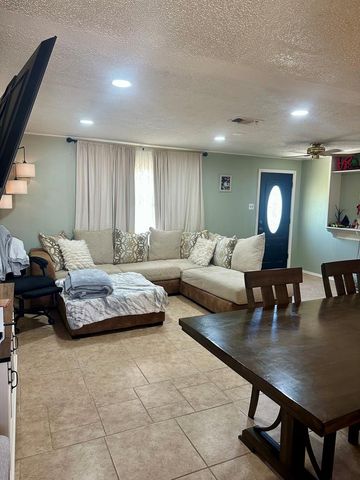 1007 N Park St, Fort Stockton, TX 79735