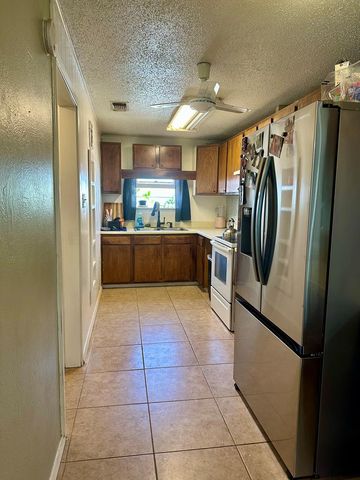 1007 N Park St, Fort Stockton, TX 79735