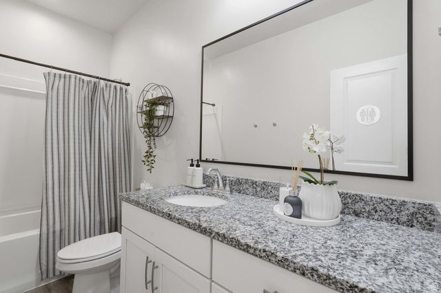 461 W JUNE DR, Kaysville, UT 84037