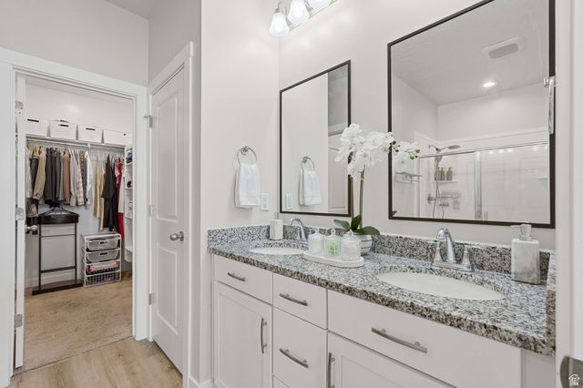 461 W JUNE DR, Kaysville, UT 84037