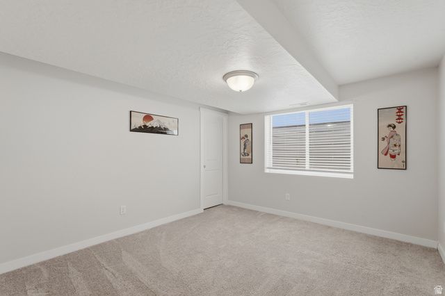 461 W JUNE DR, Kaysville, UT 84037