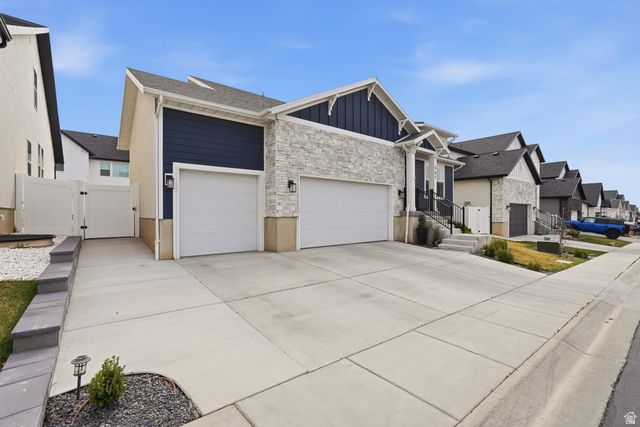 461 W JUNE DR, Kaysville, UT 84037