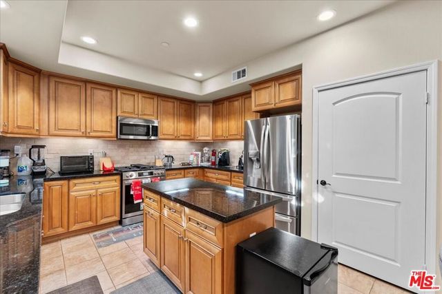 13027 El Dorado Avenue, Sylmar, CA 91342