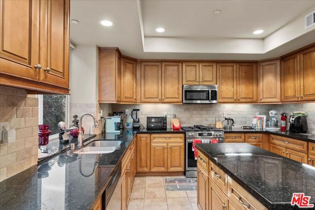 13027 El Dorado Avenue, Sylmar, CA 91342