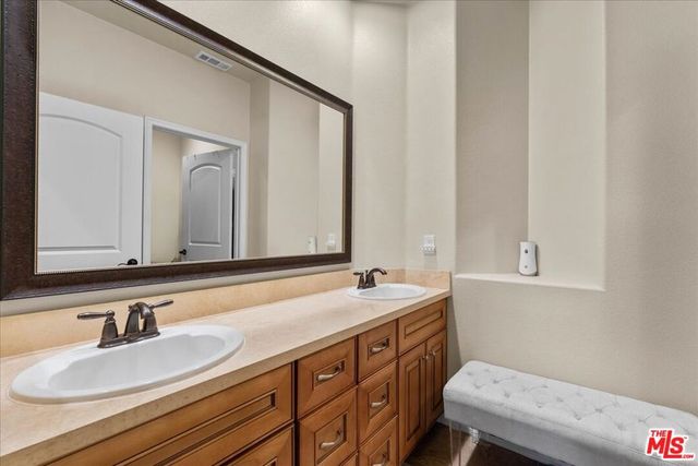 13027 El Dorado Avenue, Sylmar, CA 91342