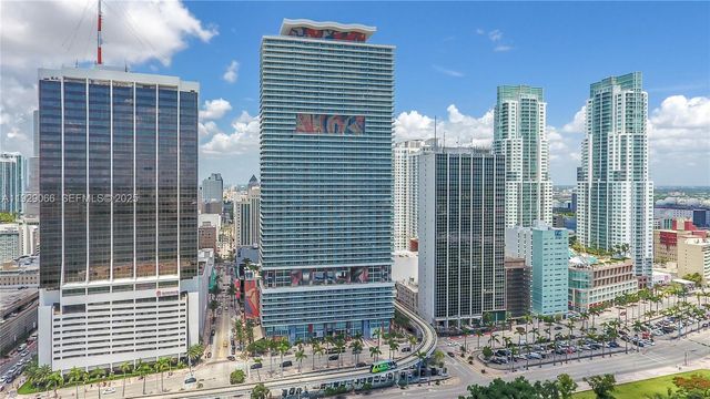 50 Biscayne Blvd 503, Miami, FL 33132