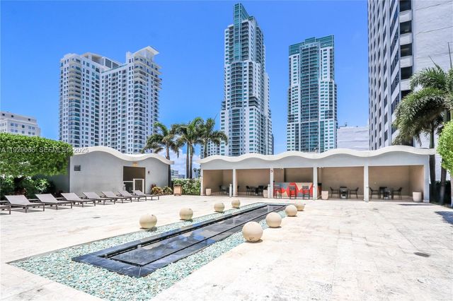 50 Biscayne Blvd 503, Miami, FL 33132