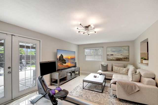 702 Grove Street, Lake Worth Beach, FL 33461