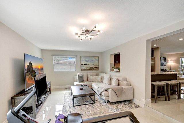 702 Grove Street, Lake Worth Beach, FL 33461