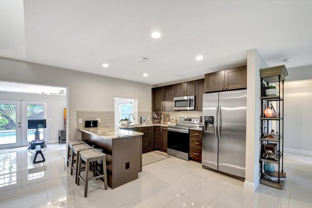 702 Grove Street, Lake Worth Beach, FL 33461