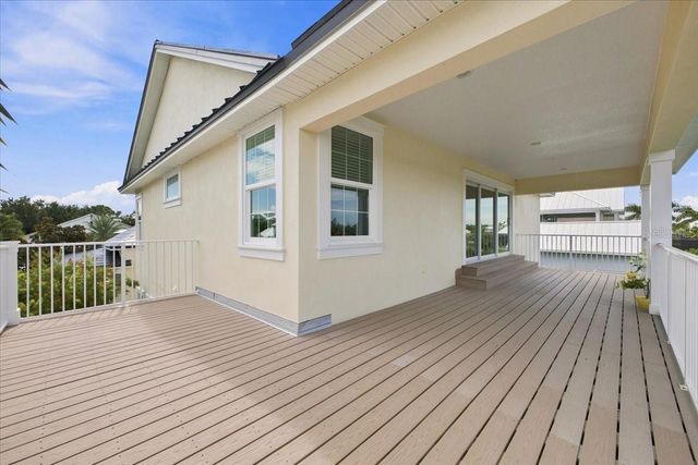 8124 37TH AVENUE CIRCLE W, Bradenton, FL 34209
