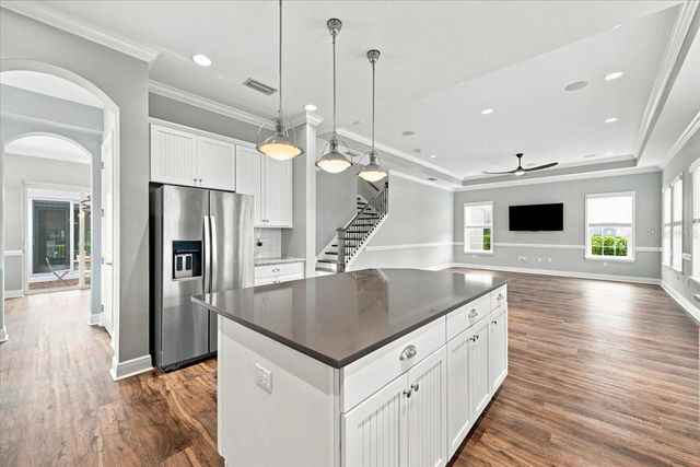 8124 37TH AVENUE CIRCLE W, Bradenton, FL 34209