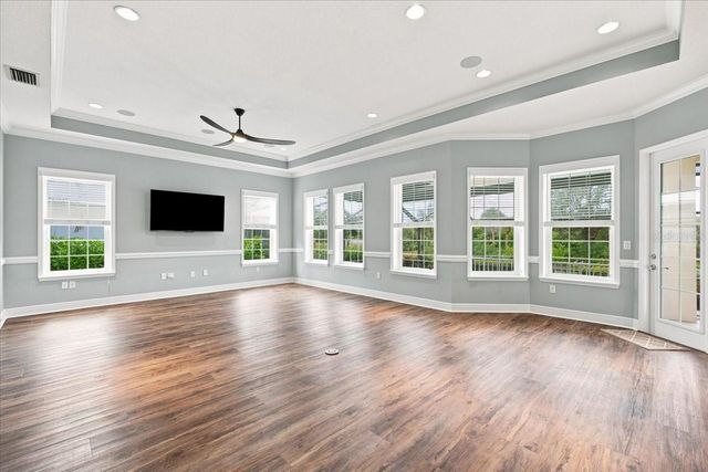 8124 37TH AVENUE CIRCLE W, Bradenton, FL 34209