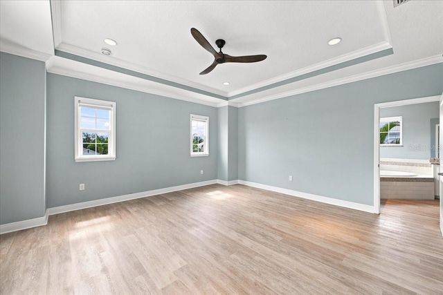 8124 37TH AVENUE CIRCLE W, Bradenton, FL 34209