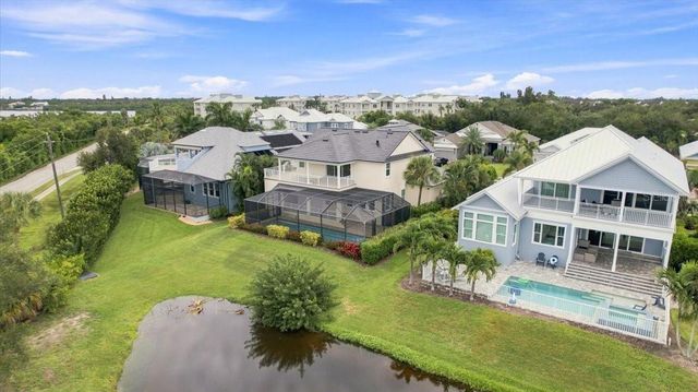 8124 37TH AVENUE CIRCLE W, Bradenton, FL 34209